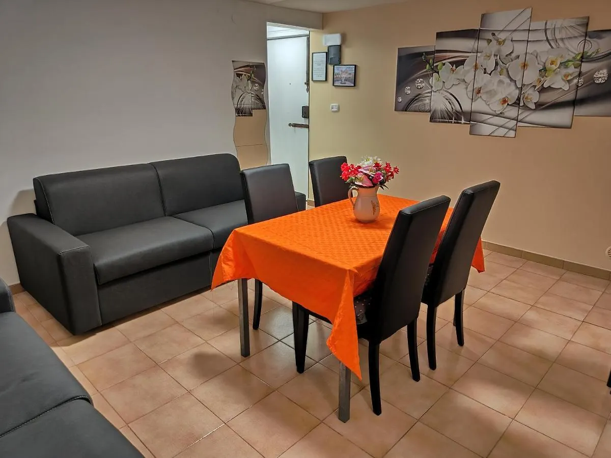 Apartment Piazza Verga Home Catania